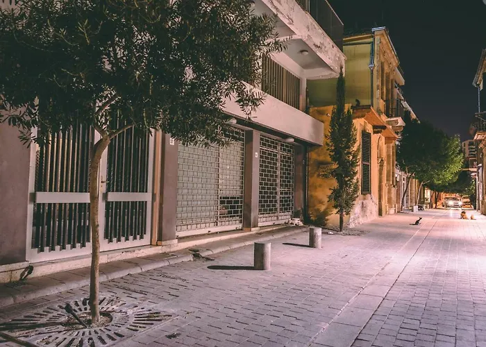 Cozy Flat Center * Nicosia